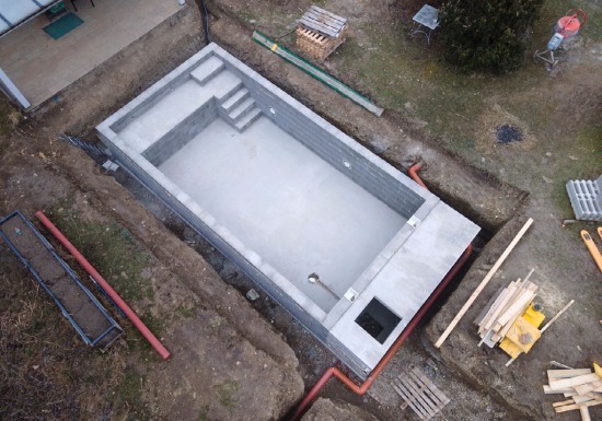 Semi inground pool installation